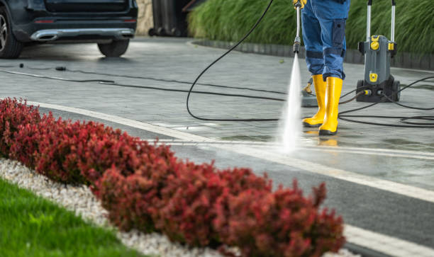 Best Sidewalk and Walkway Cleaning  in Gra Forks Af, ND